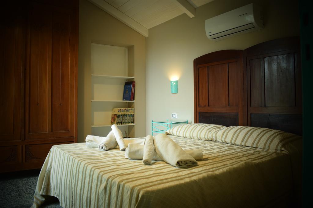 Corte Boero Bed&Breakfast Capoterra Exterior photo